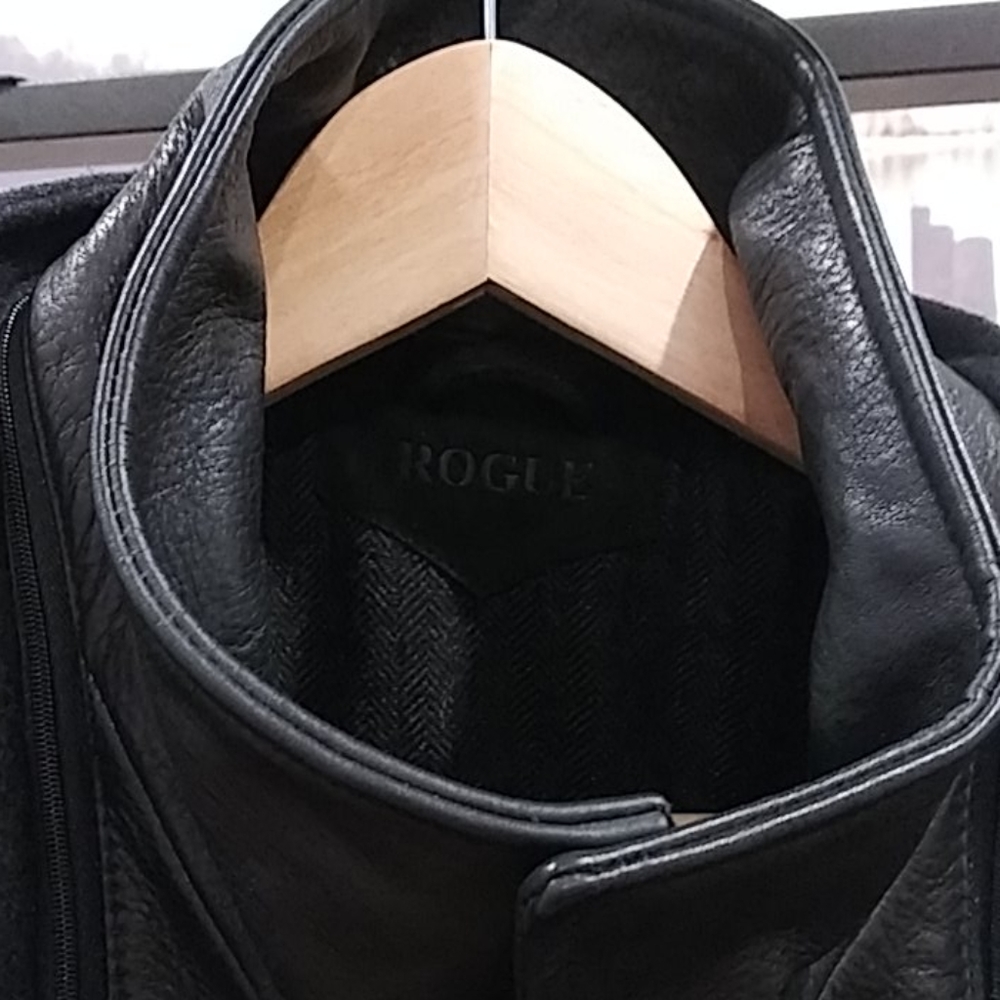 Rouge Jacket - Picture 2 of 8
